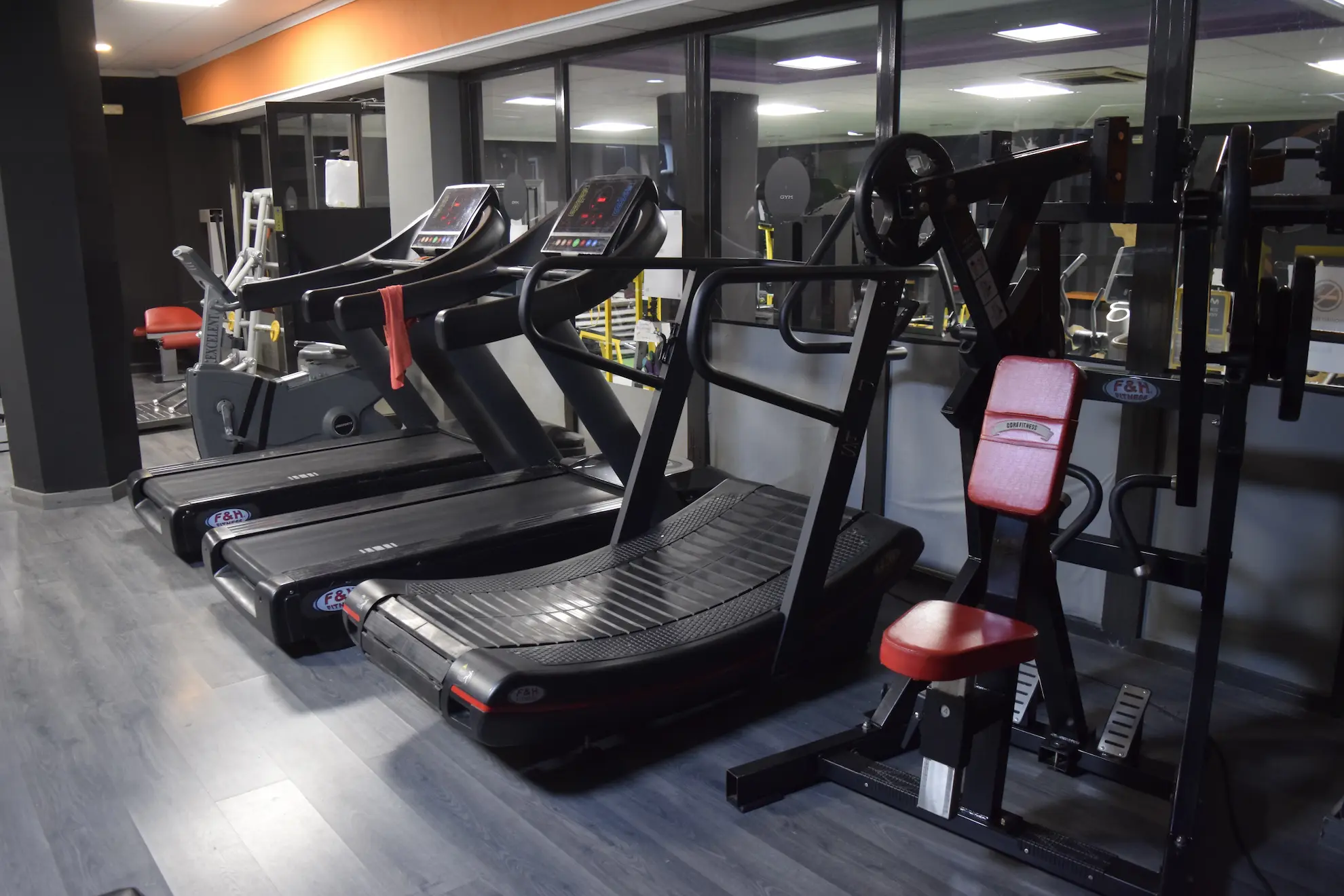 Zona de Musculación Completa